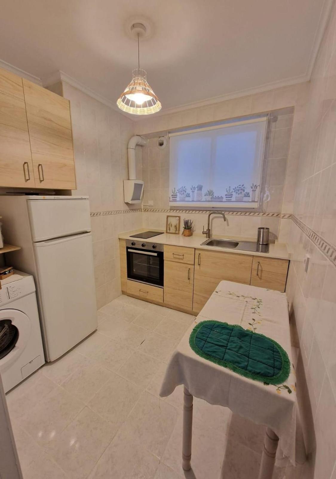 Apartamento Piso Cesar De La Campa Santander Exterior foto